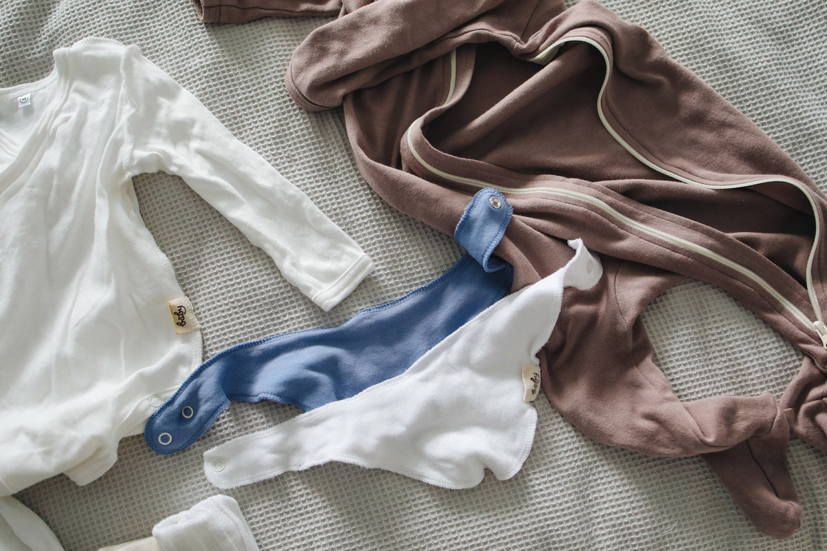 How to Dress a Newborn for Sleep by Room Temperature