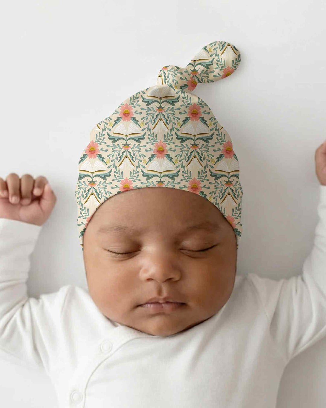 Blooming Stories Bamboo Knotted Hat