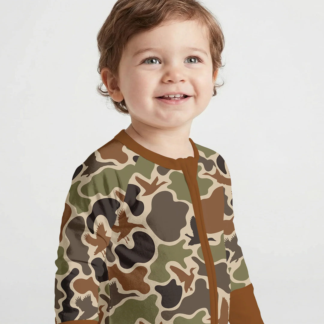 Mallard Hunting Bamboo Convertible Zippy