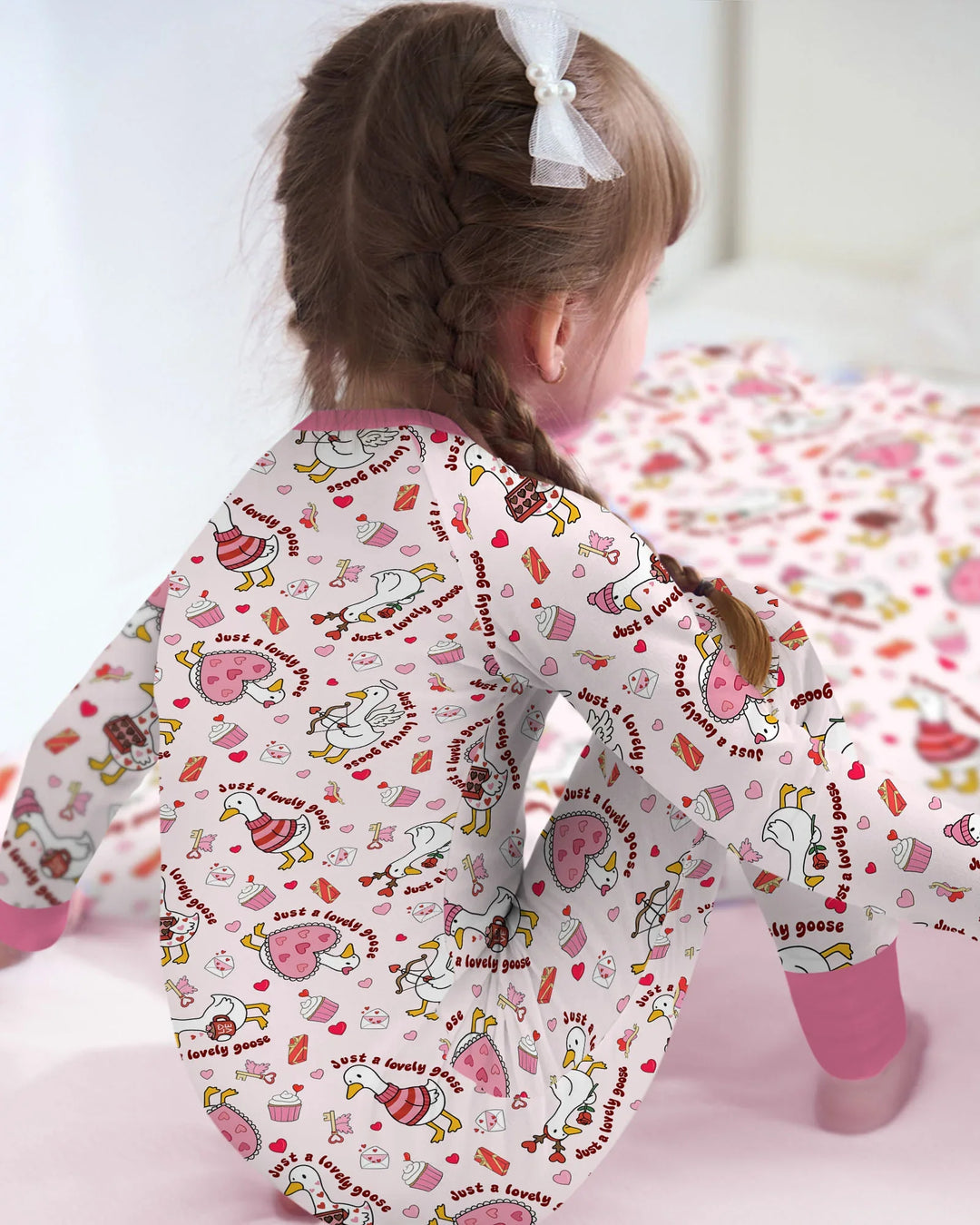 Valentine Silly Goose Bamboo Convertible Zippy