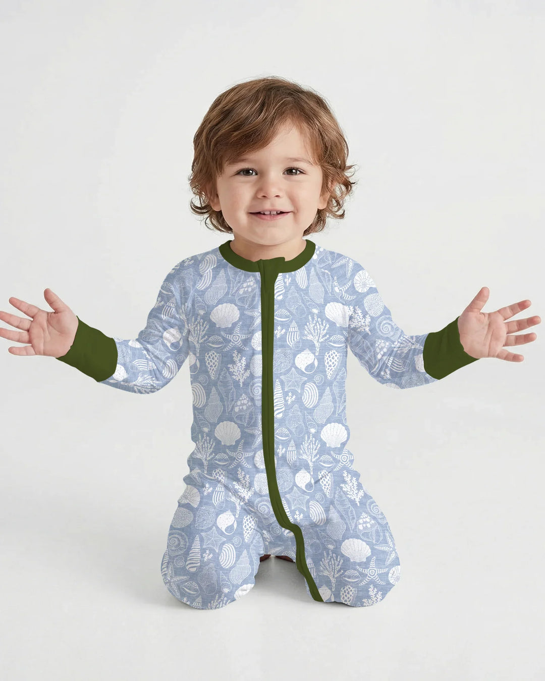 Coastal Treasures Bamboo Convertible Zippy