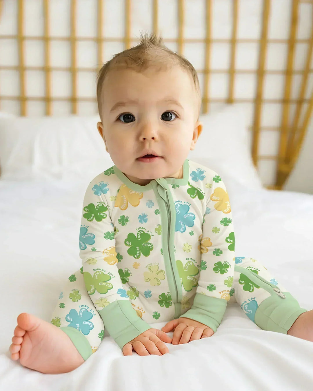 Shamrocks Print St. Patrick's Day Bamboo Convertible Zippy
