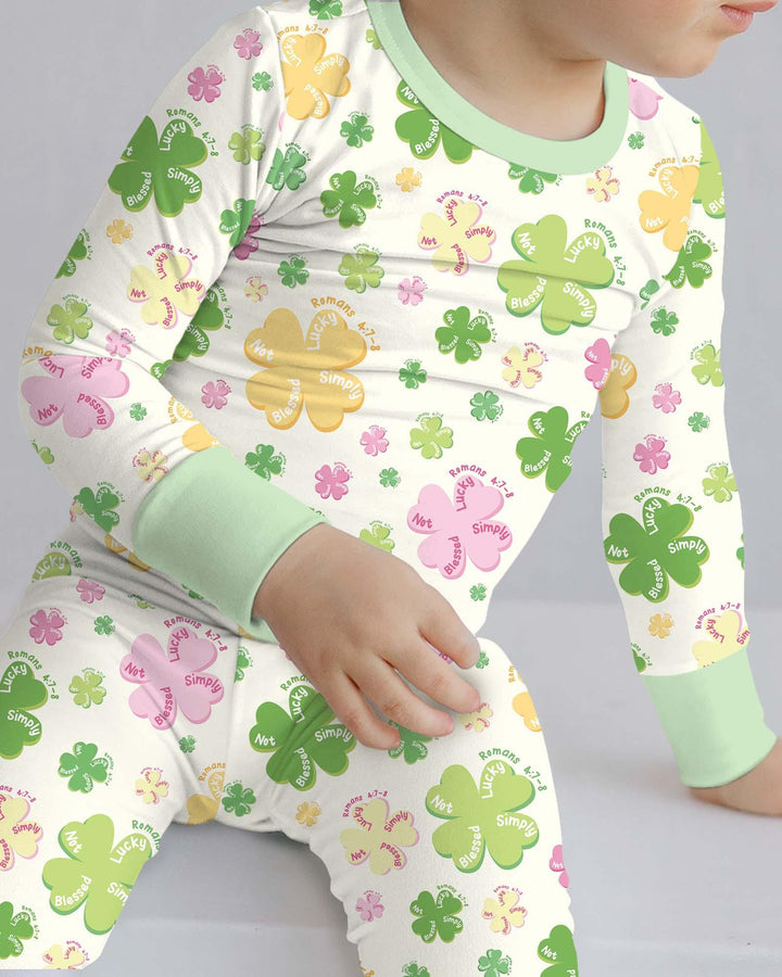 Shamrocks Print St. Patrick's Day Bamboo Two Piece Long Sleeve Pajama Set