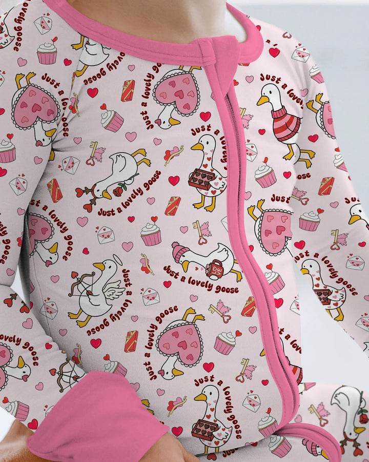 Valentine Silly Goose Bamboo Convertible Zippy