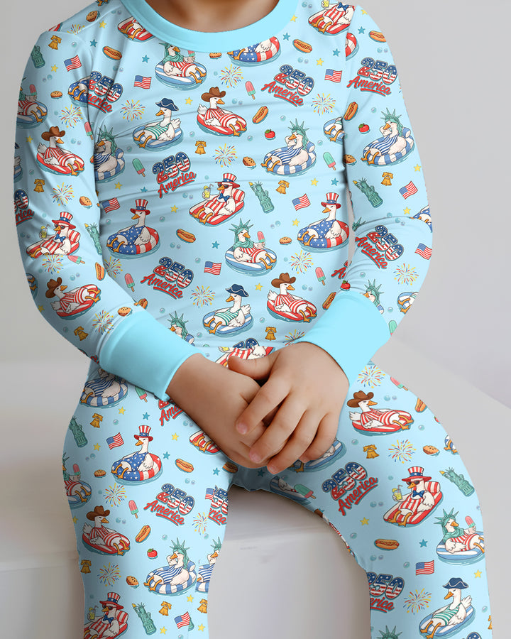 250 America Patriotic Goose Family Matching Bamboo Two Piece Long Sleeve Pajama Set