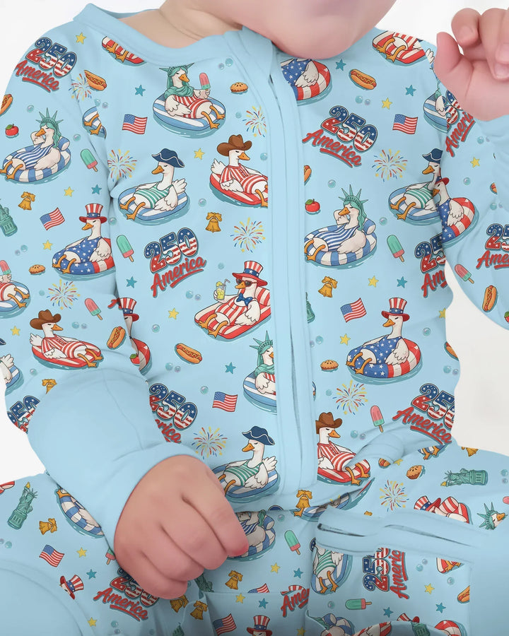 250 America Patriotic Goose Family Matching Bamboo Convertible Zippy