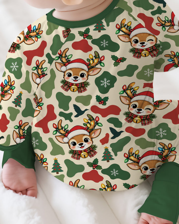 Christmas Deer Hunting Camo Bamboo Convertible Zippy