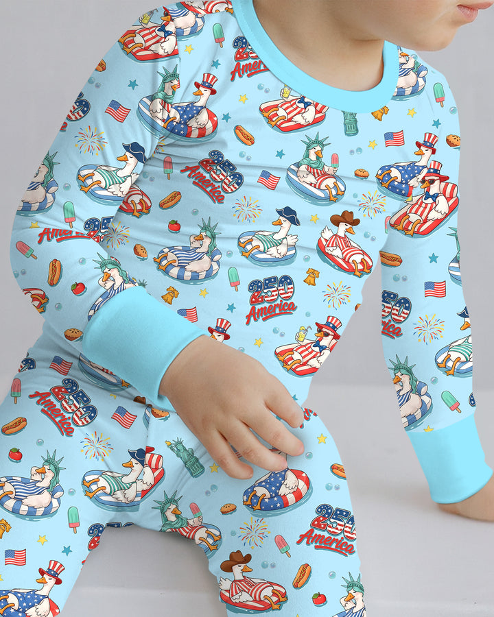 250 America Patriotic Goose Family Matching Bamboo Two Piece Long Sleeve Pajama Set