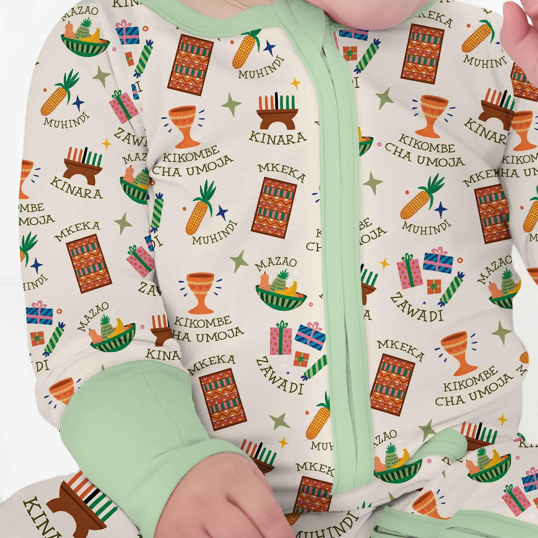 Kwanzaa Spirit Bamboo Convertible Zippy