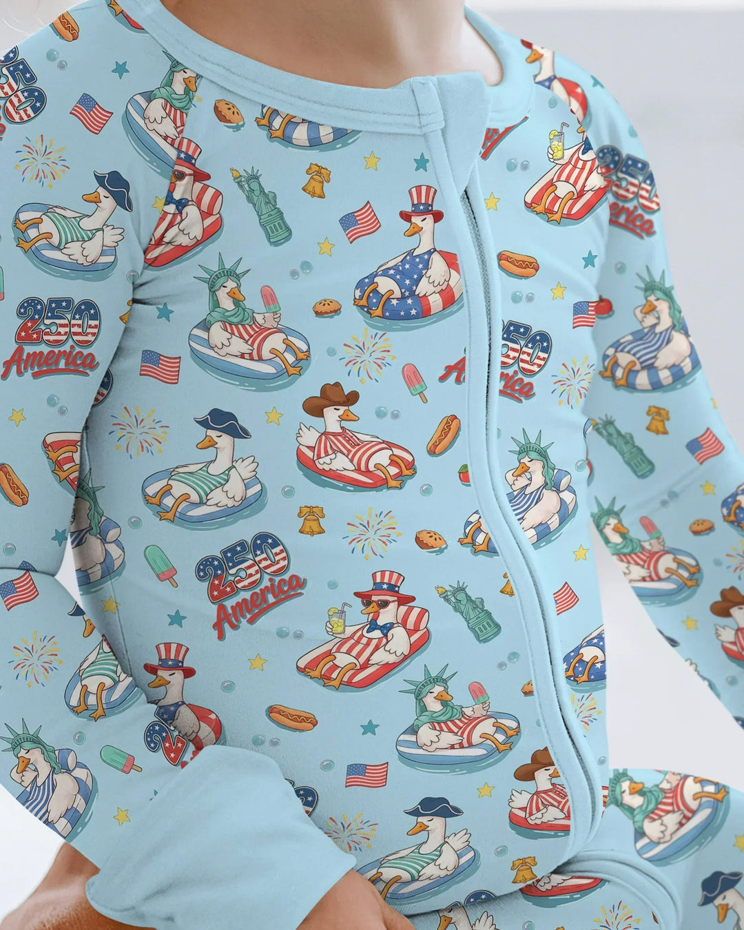 250 America Patriotic Goose Family Matching Bamboo Convertible Zippy