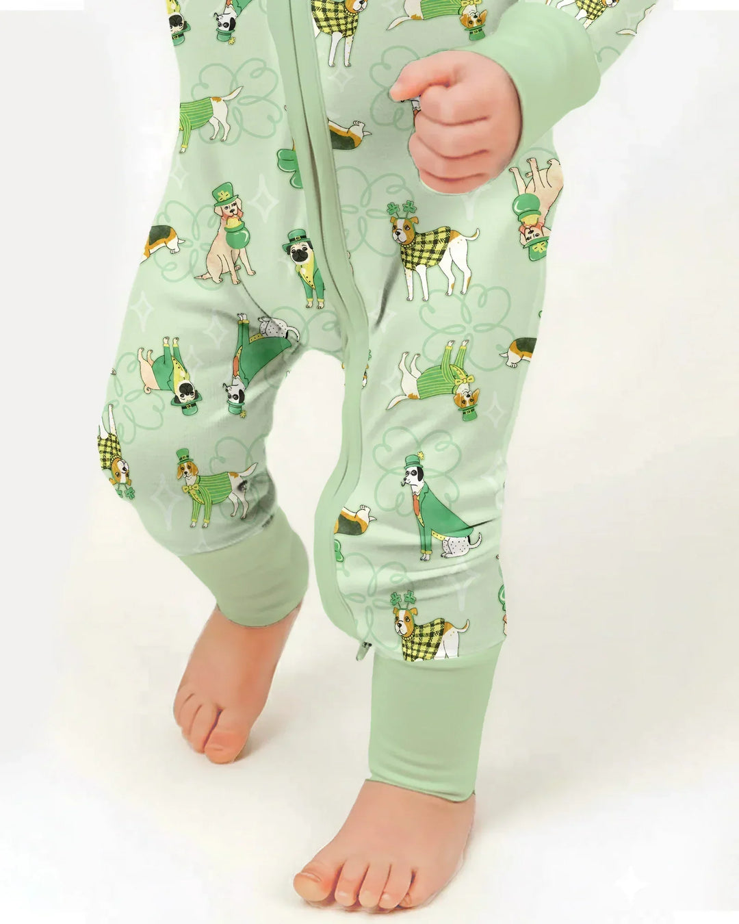 St. Patrick's Day Puppies Bamboo Convertible Zippy