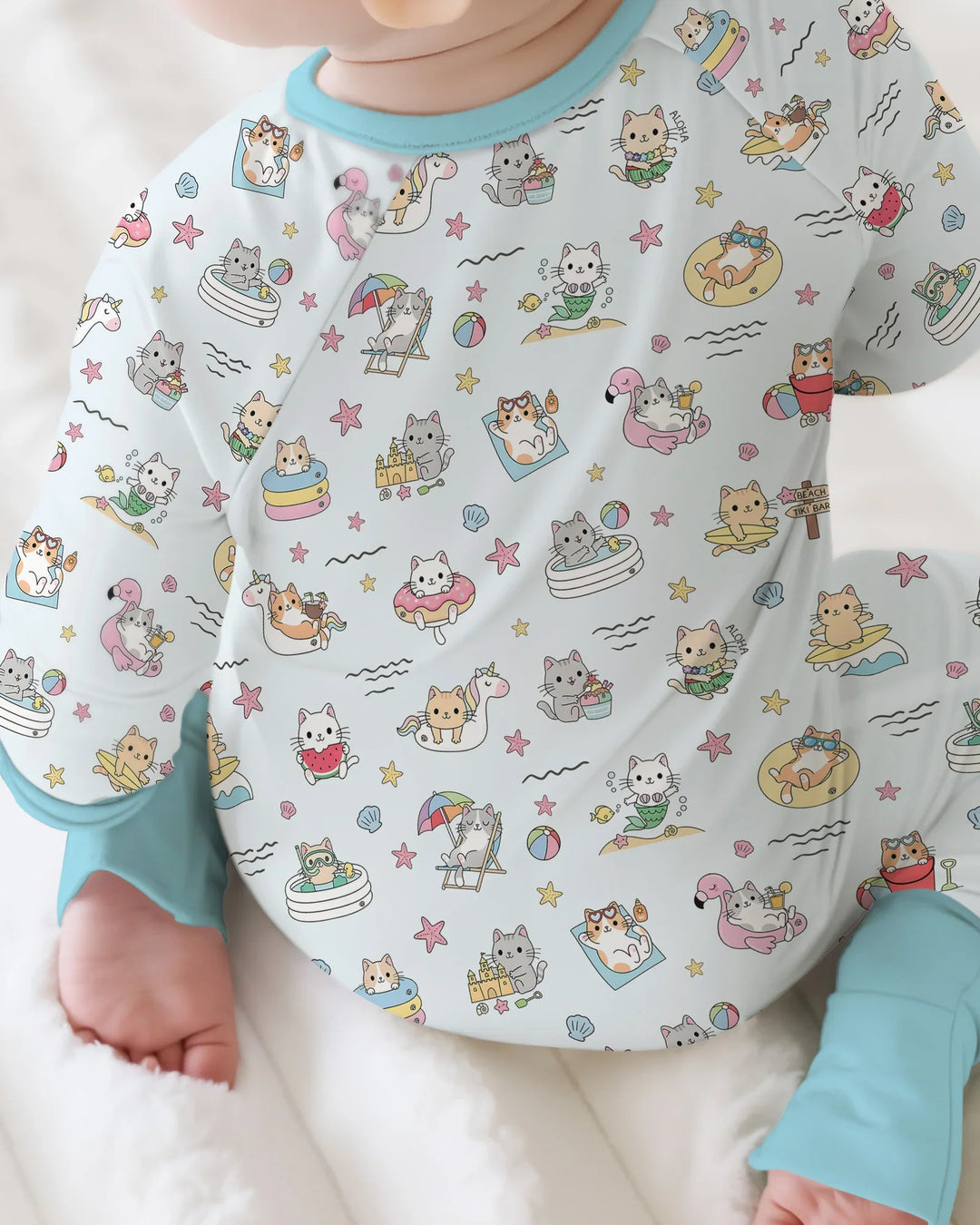 Kawaii Cats Summer Vacation Bamboo Convertible Zippy