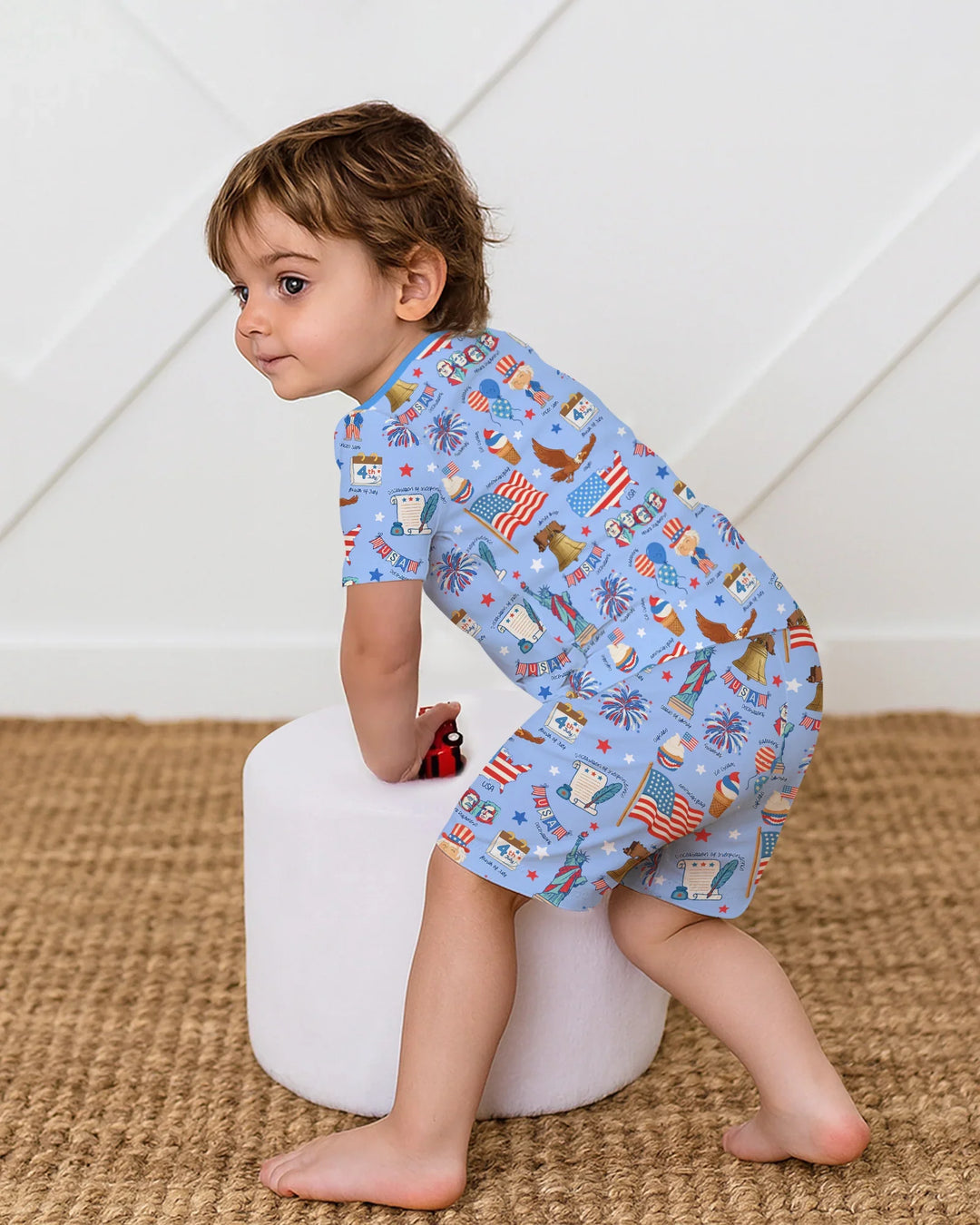 Hand Drawn Patriotic Iconic Bamboo Two Piece Short Sleeve Shorts Pajama Set