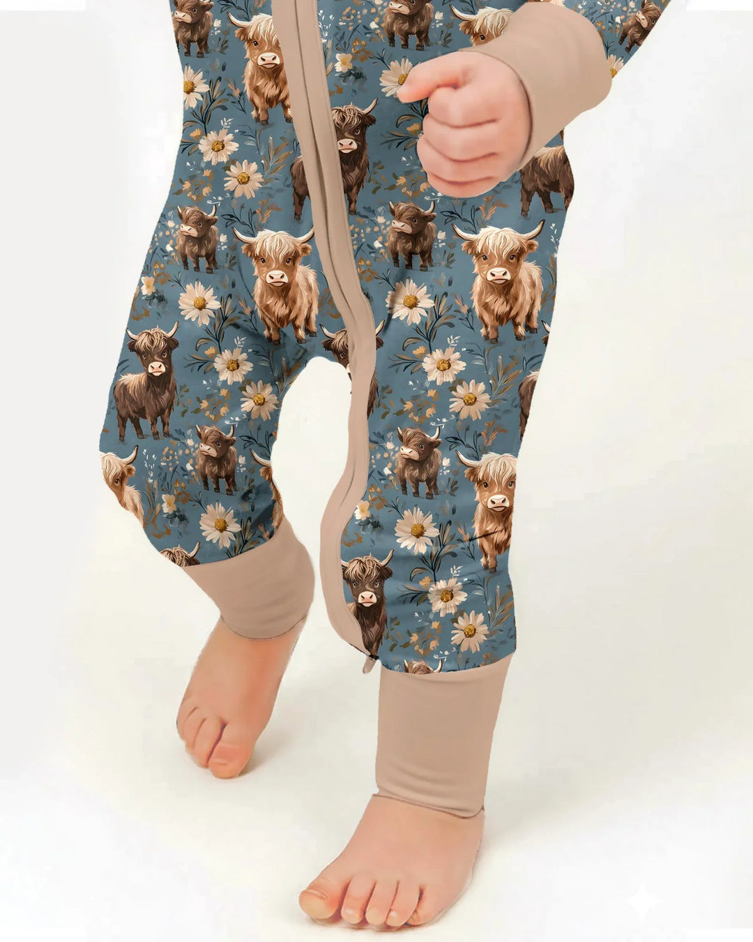 Majestic Highland Cows Family Matching Bamboo Convertible Zippy