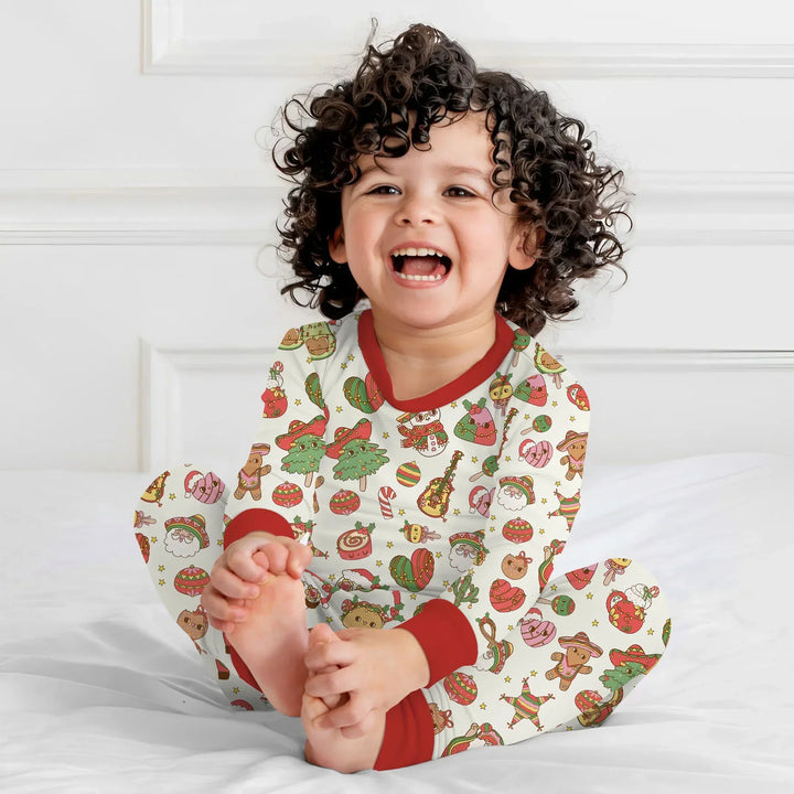 La Fiesta de Navidad Two Piece Long Sleeve Pajama Set , La Fiesta de Navidad Two Piece Long Sleeve Pajama Set - 12-18M / Green