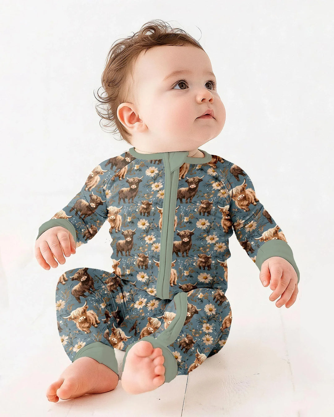 Majestic Highland Cows Family Matching Bamboo Convertible Zippy