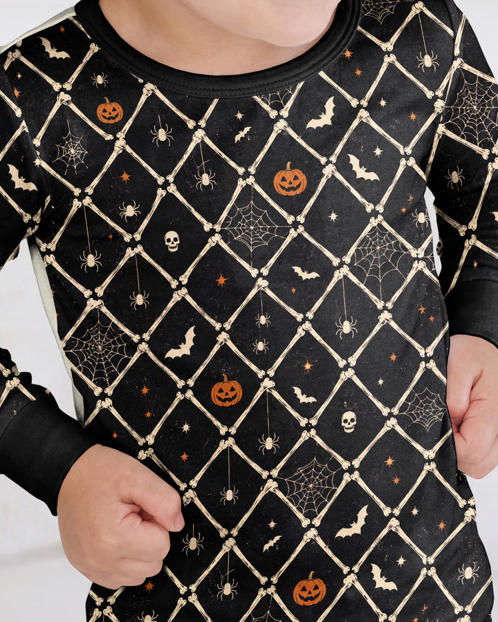 Gothic Skeleton Bones Spooky Halloween Bamboo Two Piece Long Sleeve Pajama Set