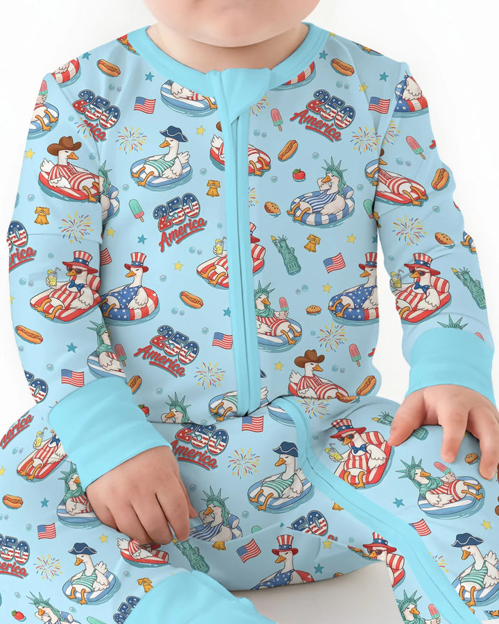 250 America Patriotic Goose Family Matching Bamboo Convertible Zippy