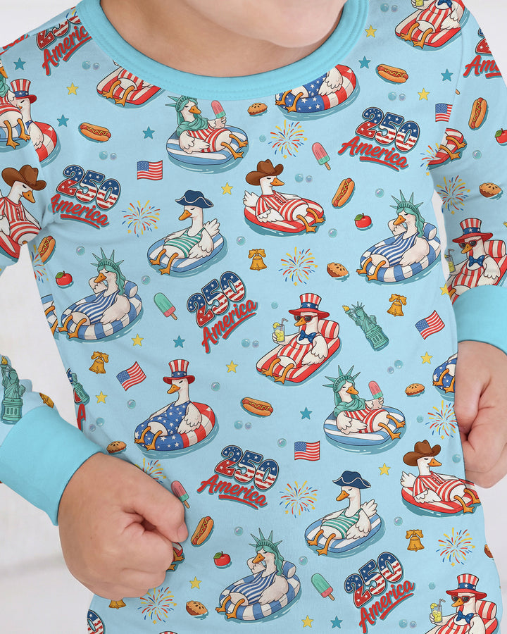 250 America Patriotic Goose Family Matching Bamboo Two Piece Long Sleeve Pajama Set