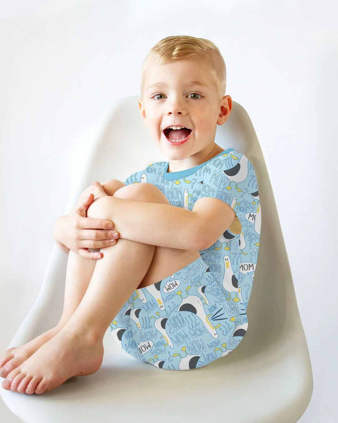 Funny Seagull MOM Two Piece Short Sleeve Shorts Pajama Set