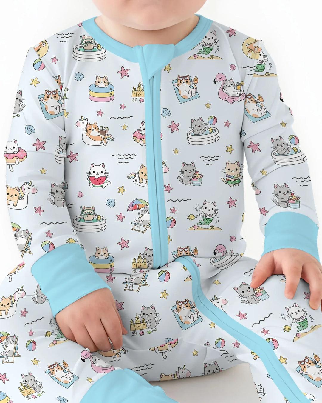 Kawaii Cats Summer Vacation Bamboo Convertible Zippy