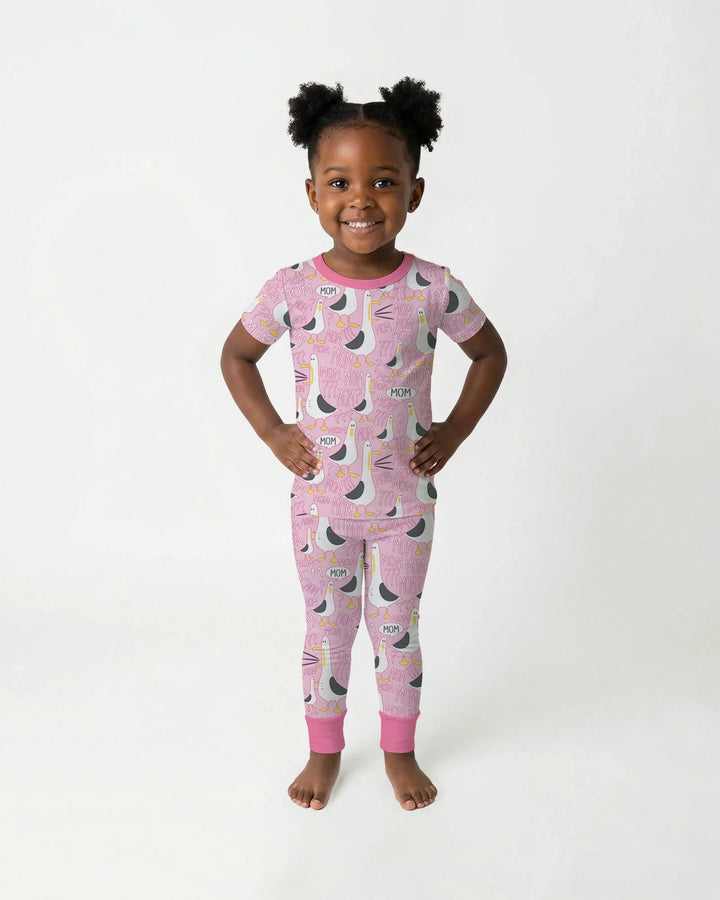 Funny Seagull MOM Two Piece Short Sleeve Pajama Set