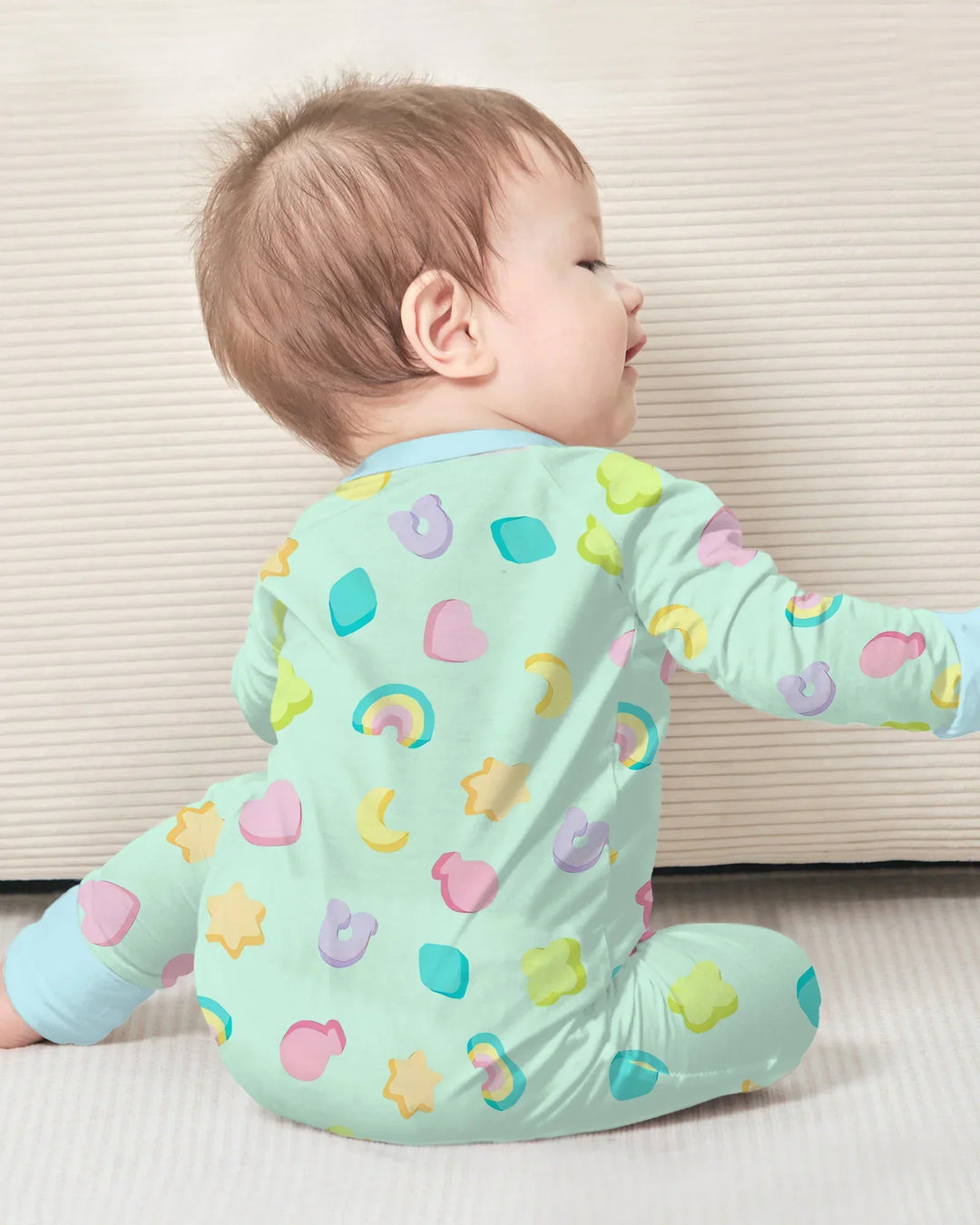 Pastel Lucky Charms Scatter Bamboo Convertible Zippy