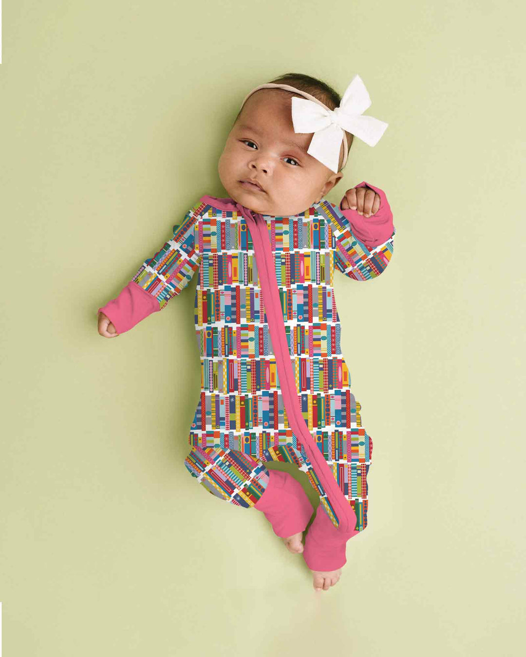 Rainbow Bookshelf Bamboo Convertible Zippy