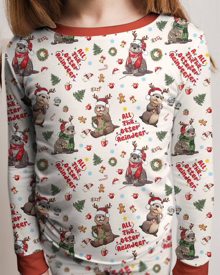 All The Otter Reindeer Bamboo Two Piece Long Sleeve Pajama Set
