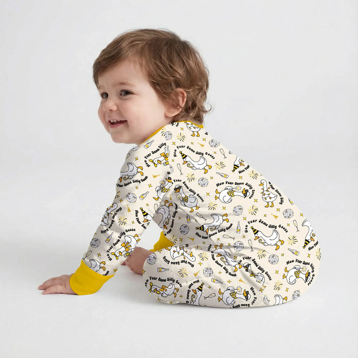New Year Silly Goose Bamboo Convertible Zippy