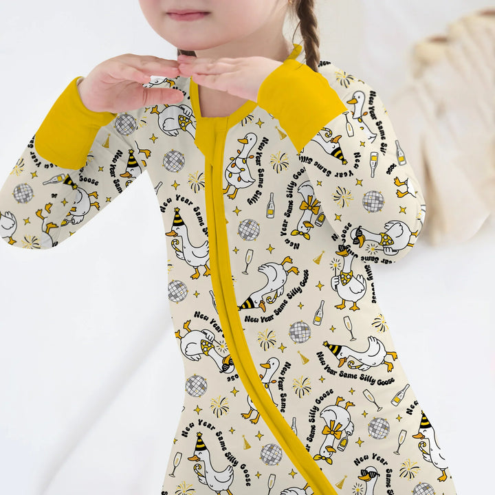 New Year Silly Goose Bamboo Convertible Zippy