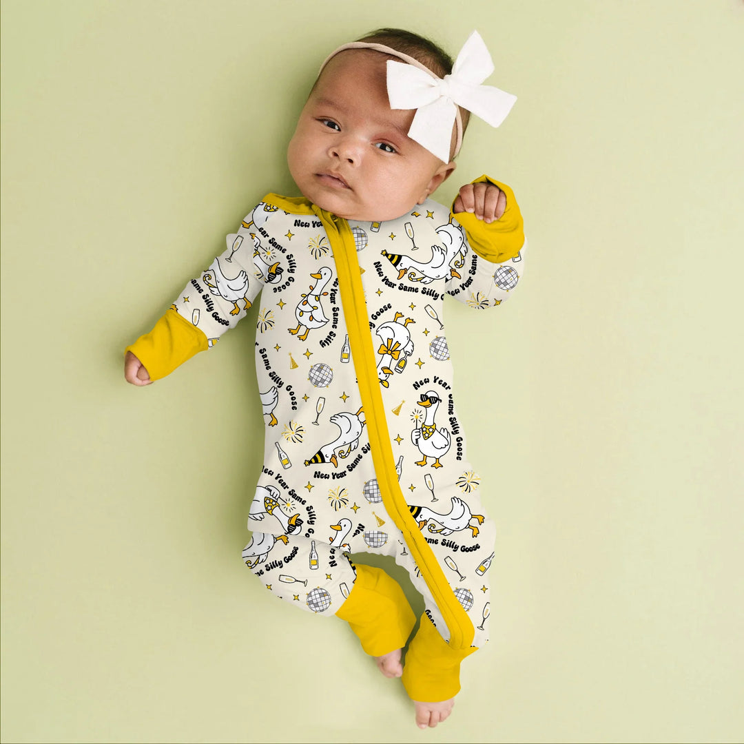 New Year Silly Goose Bamboo Convertible Zippy
