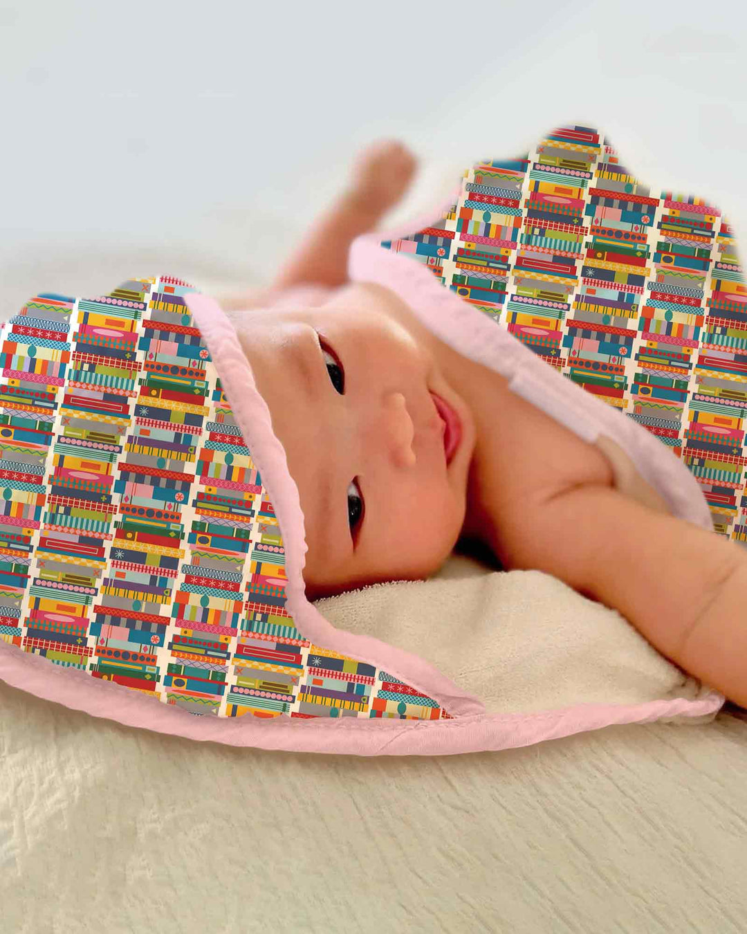 Rainbow Bookshelf Hooded Bamboo Towel Set