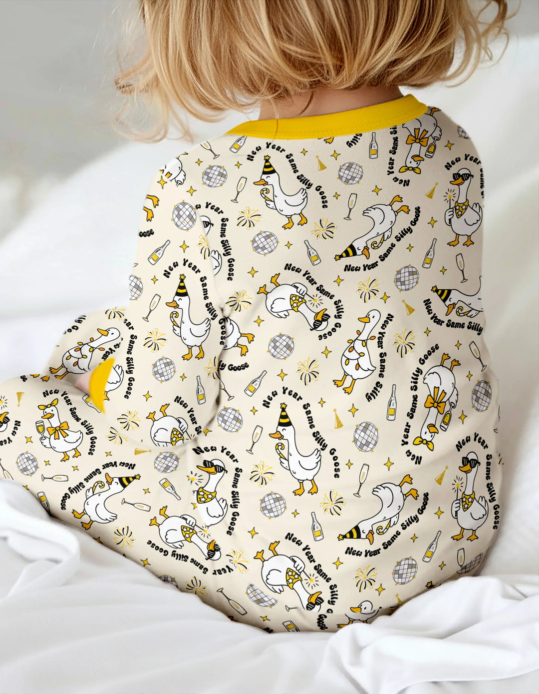 New Year Silly Goose Bamboo Convertible Zippy