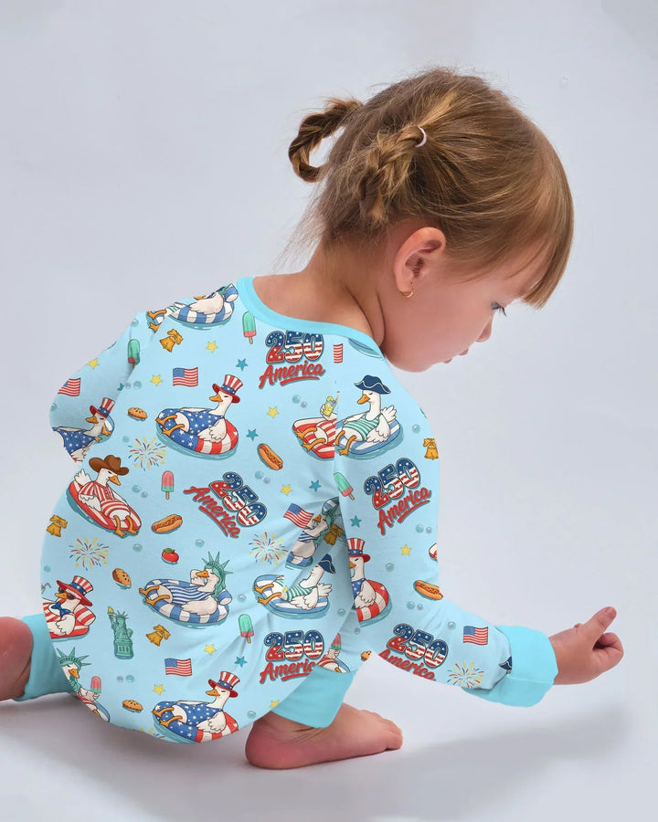 250 America Patriotic Goose Family Matching Bamboo Convertible Zippy
