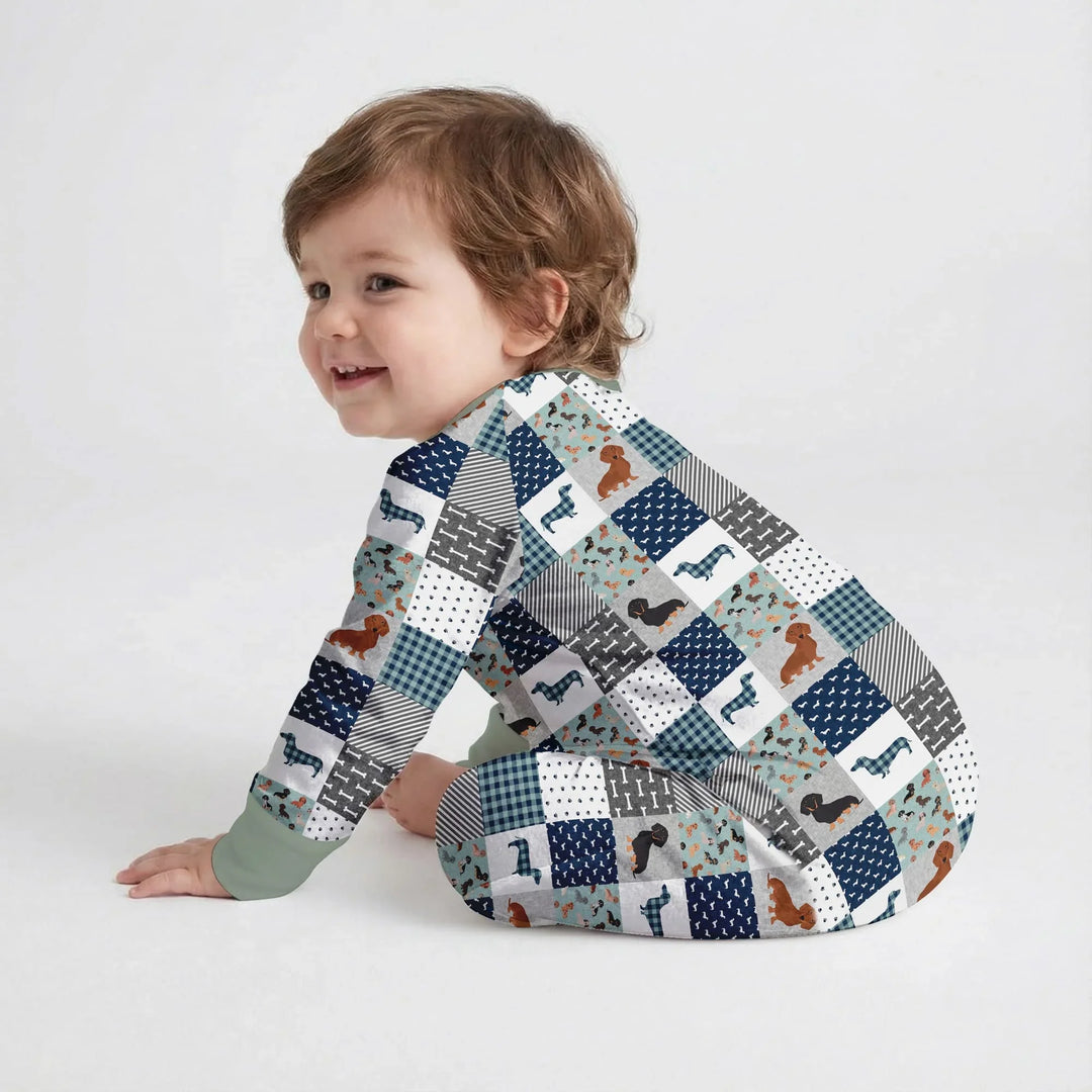 Playful Dachshund Delight Bamboo Convertible Zippy