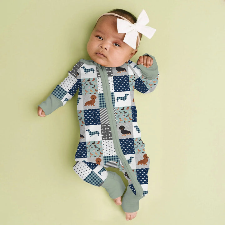 Playful Dachshund Delight Bamboo Convertible Zippy