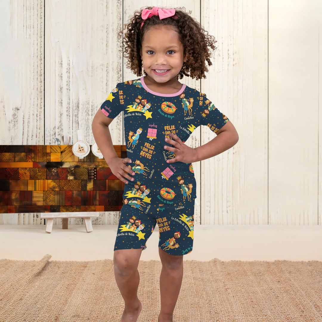 Feliz Dia de Reyes Bamboo Two Piece Short Sleeve Shorts Pajama Set