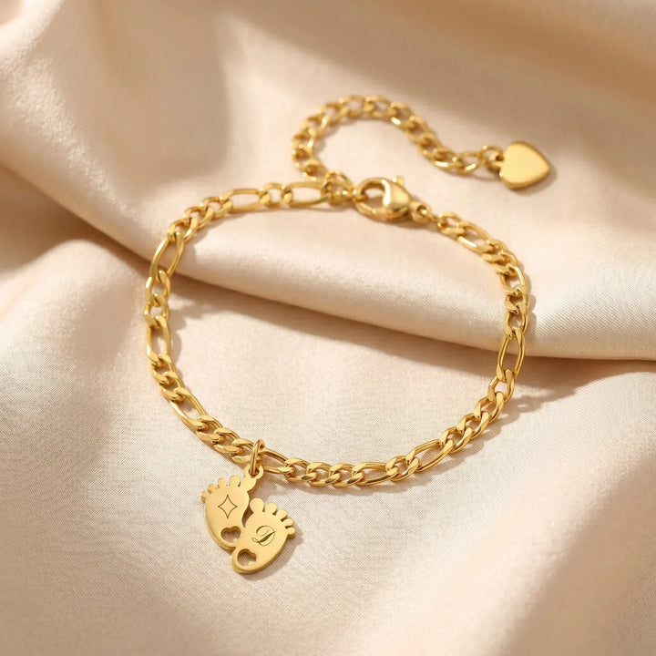 Tiny Steps: Personalized Baby Feet Anklet