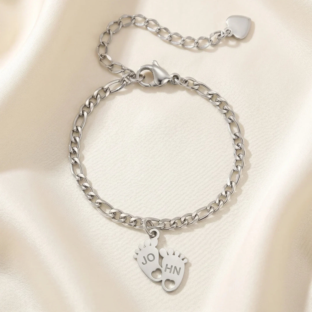 Tiny Steps: Personalized Baby Feet Anklet