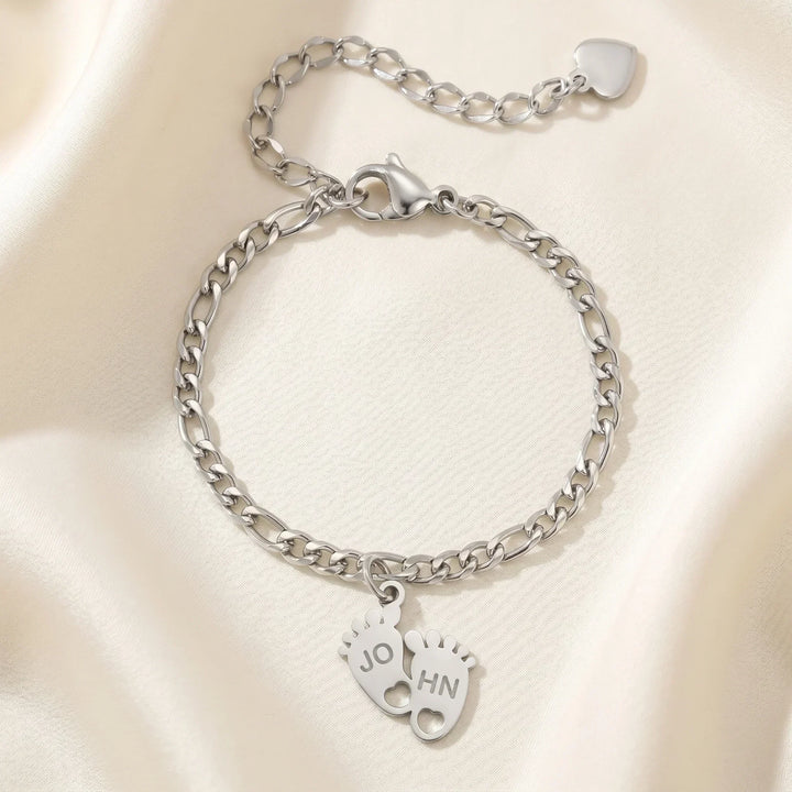 Tiny Steps: Personalized Baby Feet Anklet