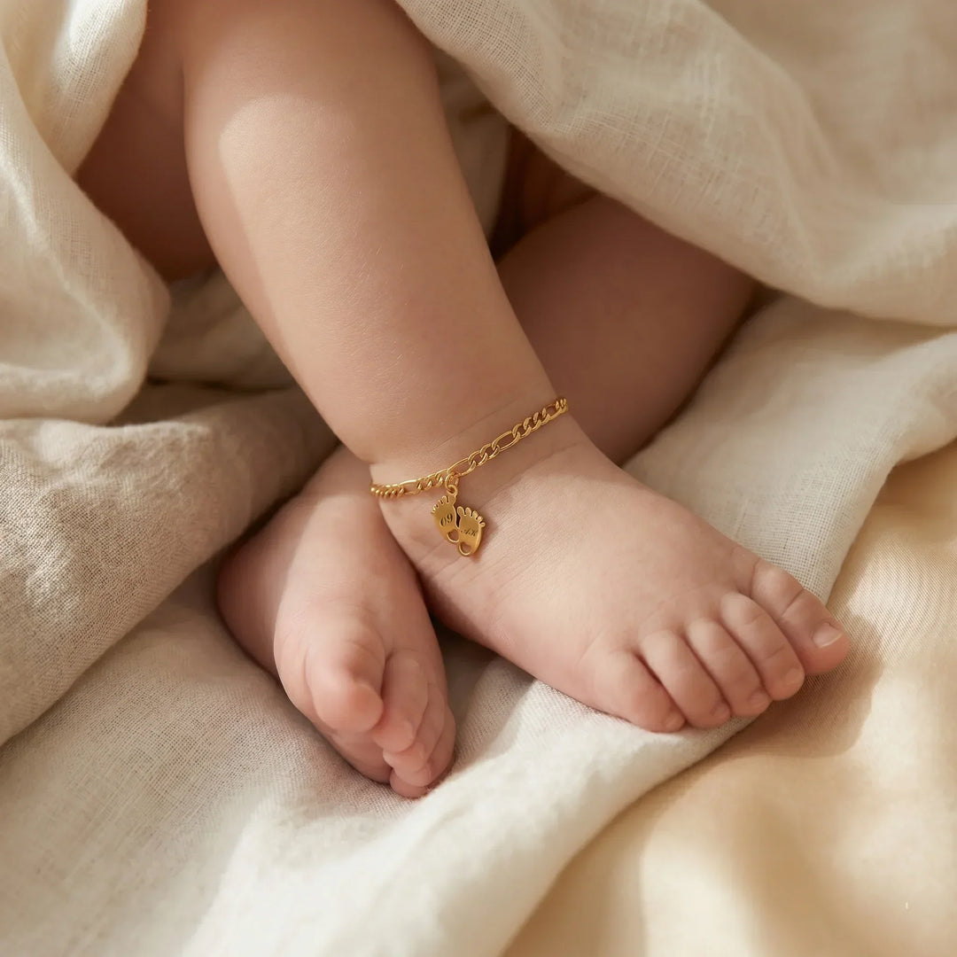 Tiny Steps: Personalized Baby Feet Anklet