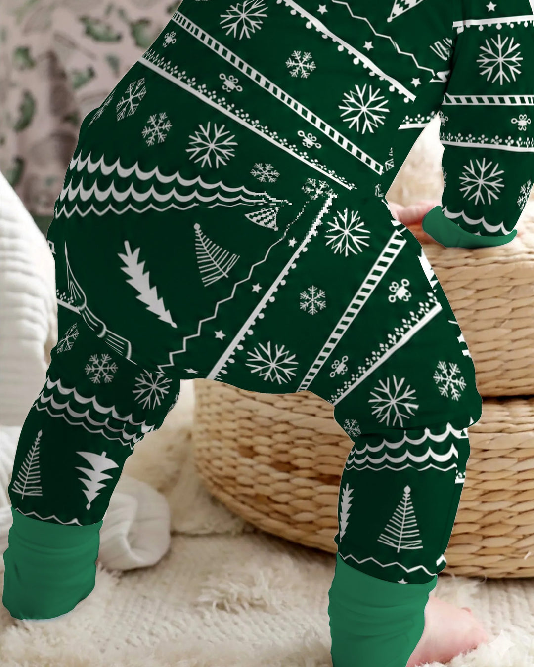 Evergreen Nordic Christmas Trees Bamboo Convertible Zippy