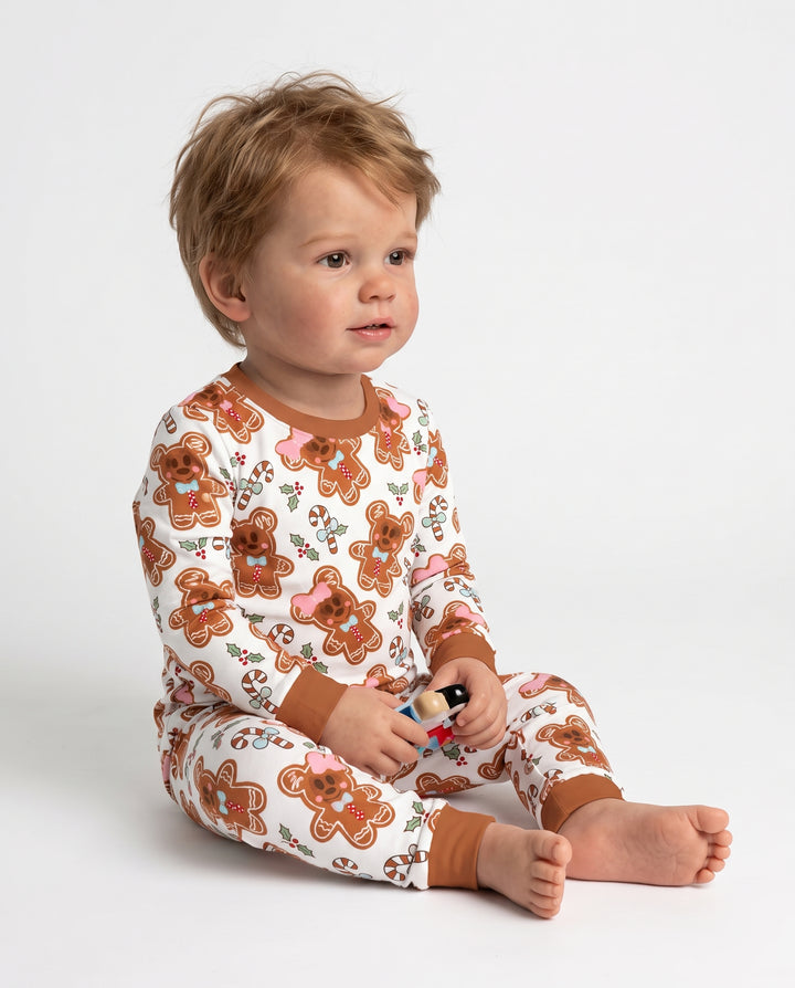 Cute Gingerbread Couple Toss Bamboo Two Piece Long Sleeve Pajama Set