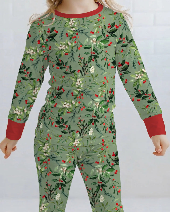 Vintage Christmas Holly & Mistletoe Botanical Bamboo Two Piece Long Sleeve Pajama Set
