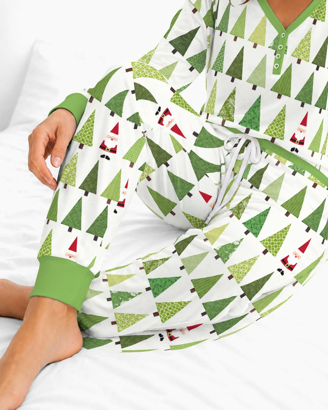 Retro Green Christmas Tree and Santa Rows Bamboo Women Pajama Set