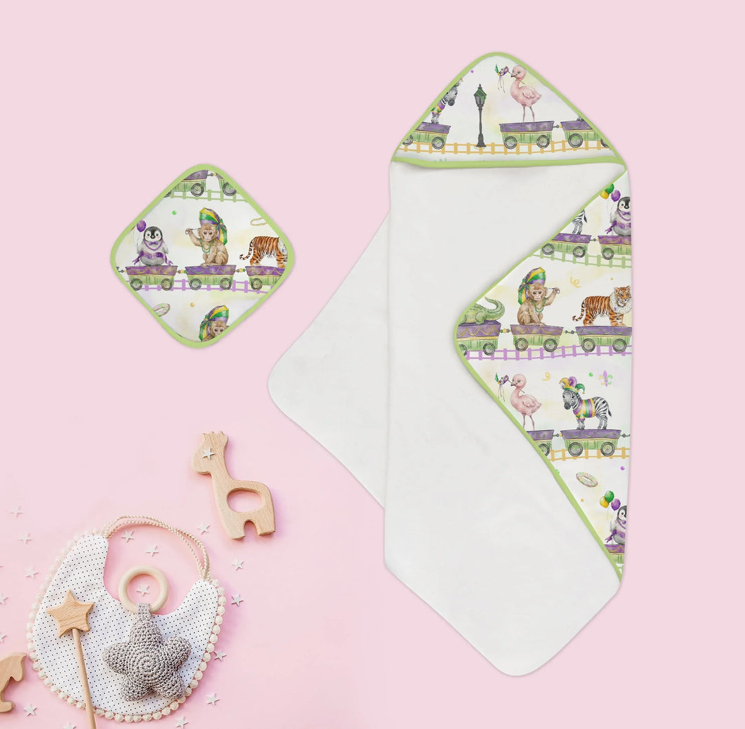 Mardi Gras Jungle Krewe Hooded Bamboo Towel Set