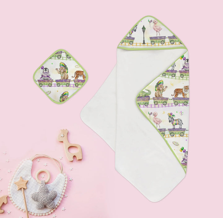 Mardi Gras Jungle Krewe Hooded Bamboo Towel Set