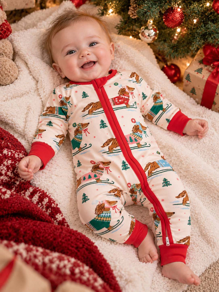 Dachshund Christmas Sledding Bamboo Convertible Zippy