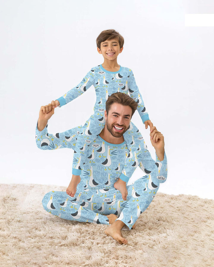 Funny Seagull MOM Two Piece Short Sleeve Pajama Set